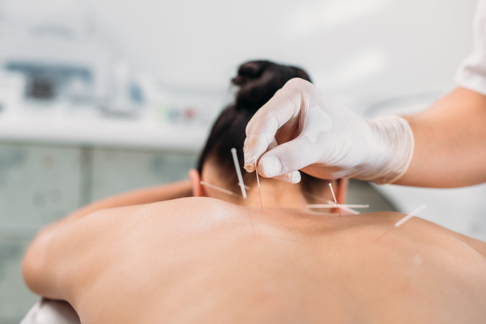 Manual therapy treatment for chronic pain and age-related musculoskeletal dysfunction at San Antonio clinic