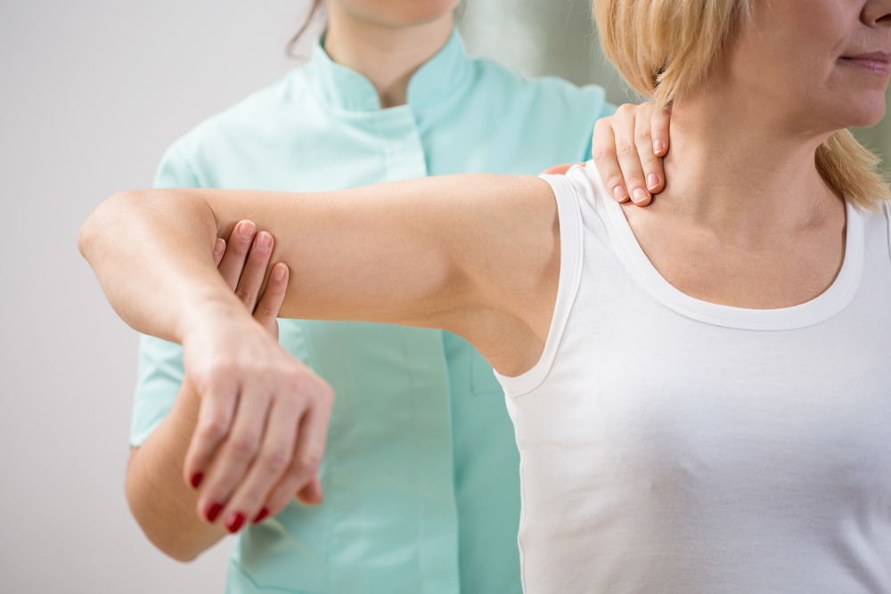 Orthopedic manual therapy for shoulder pain in San Antonio
